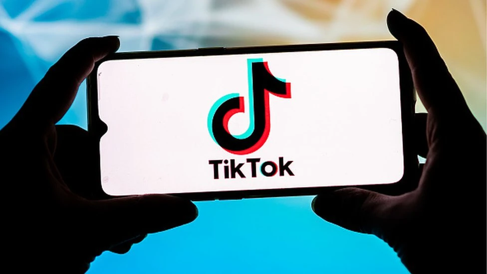 У Британії оштрафували соцмережу TikTok майже на 16 млн доларів