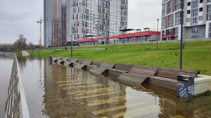 У Києві Дніпро виходить із берегів, у 5 областях підвищений рівень води