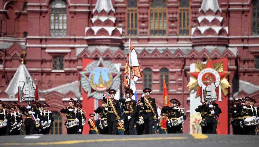 العرض العسكري في الميدان الأحمر يكشف عن الضعف الروسي