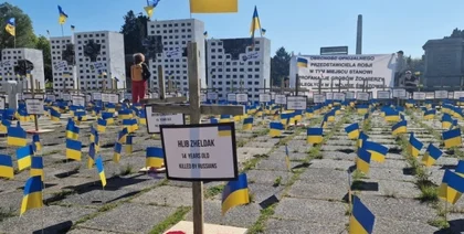 Activists Block Russian Ambassador at Soviet Memorial in Warsaw