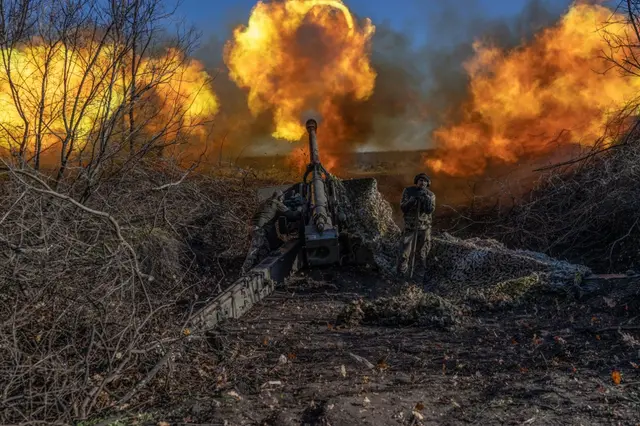 Kremlin Artillery in Ukrainian Crosshairs: Russian Guns Singled Out for Destruction