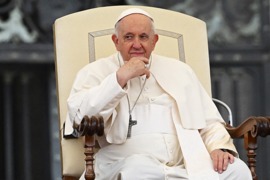 Миротворча місія Ватикану набирає обрисів