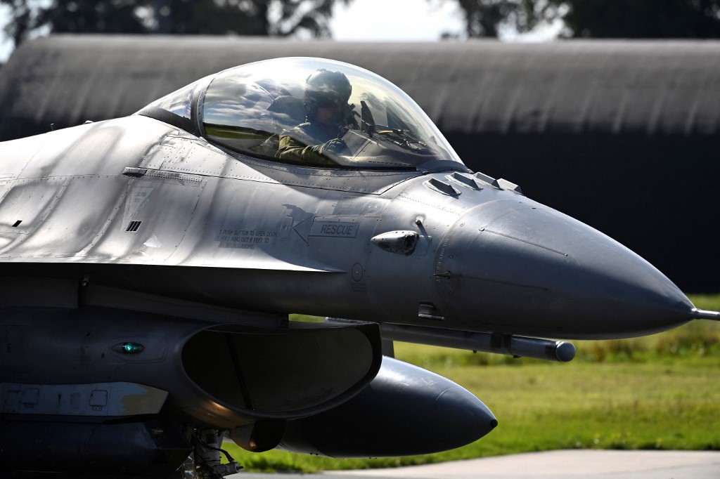 Україна отримує F-16 – а що стосовно підготовки пілотів?