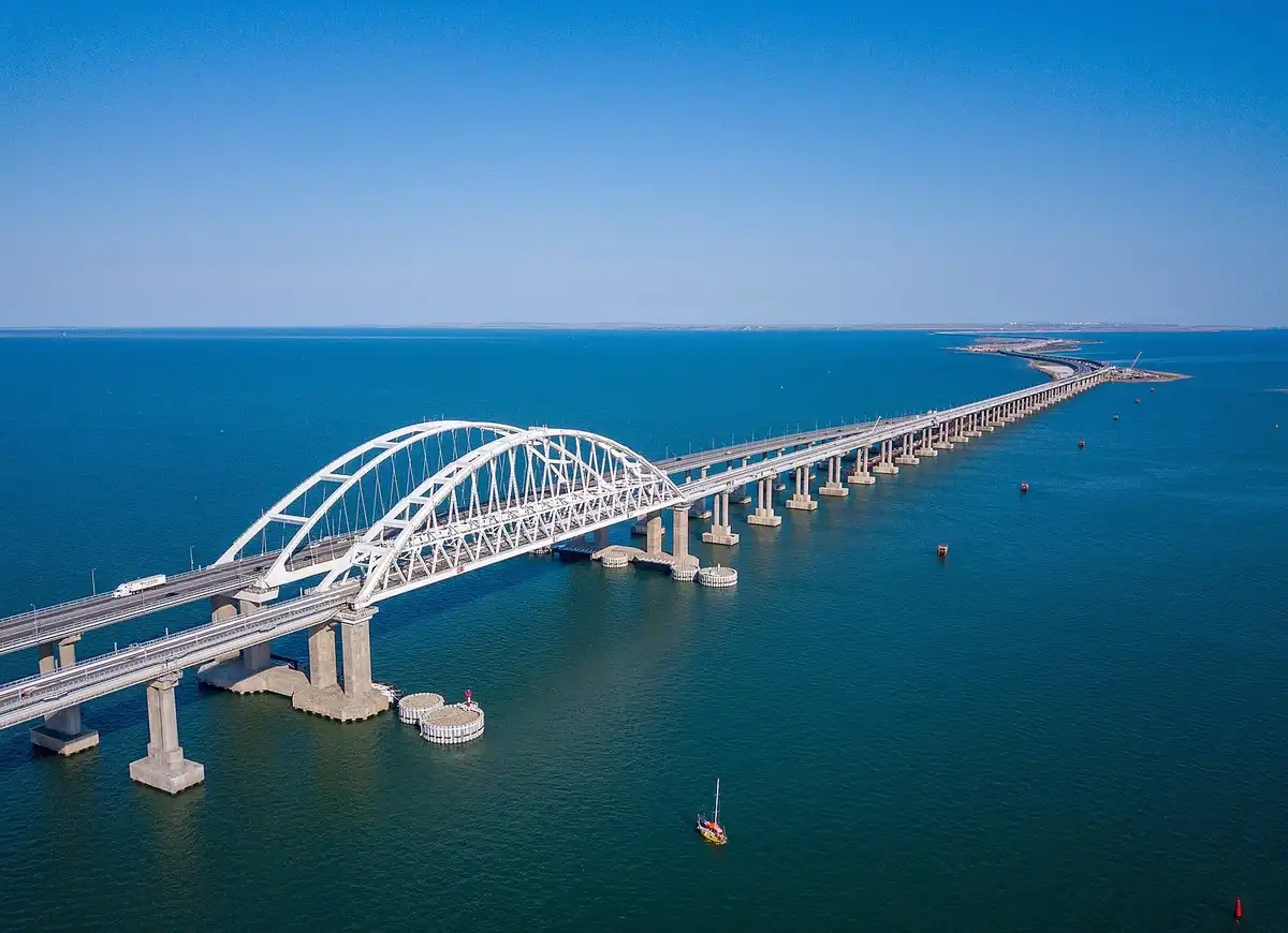 Why the Russians’ Smoky Crimean Bridge Exercise is Probably Pointless