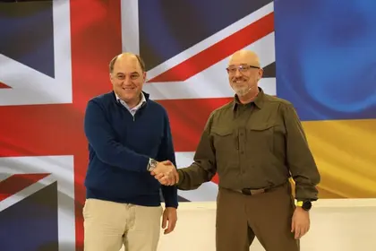 British and Ukrainian Defense Ministers Meet in Kyiv