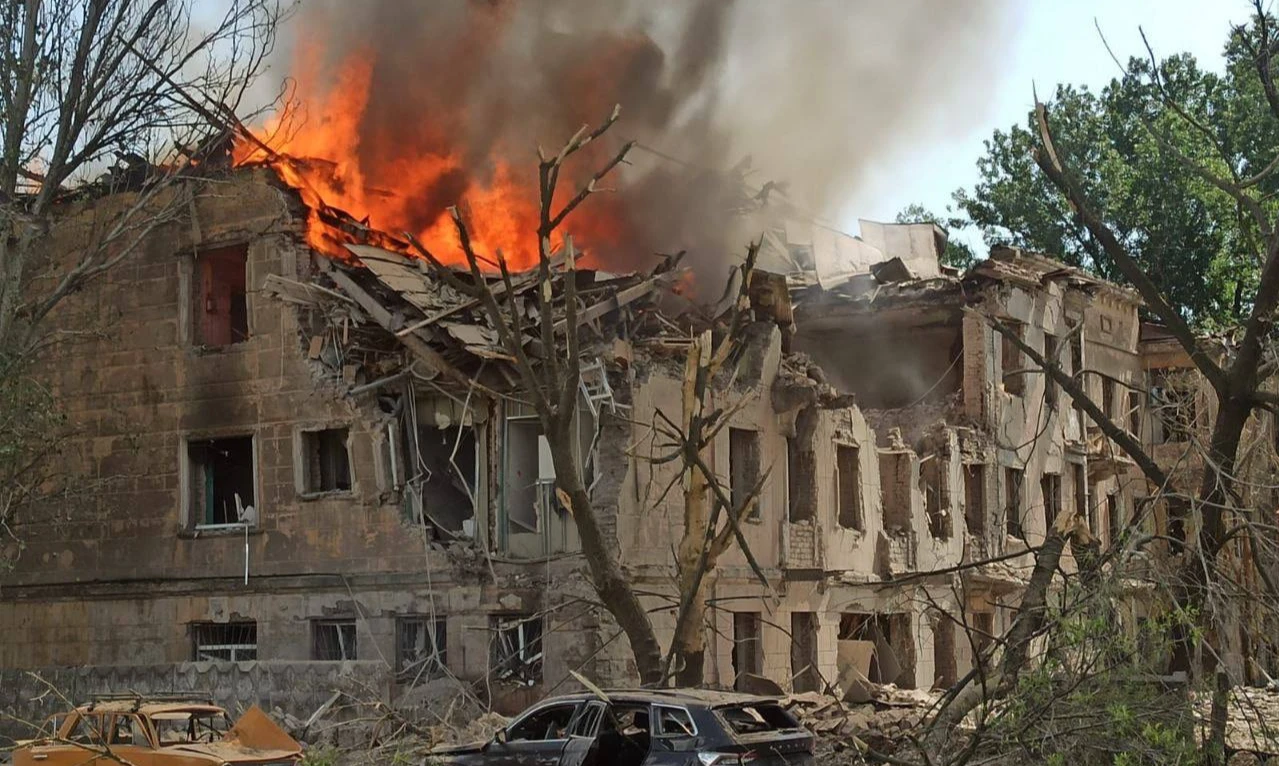 Russia Attacks Medical Clinic in Dnipro