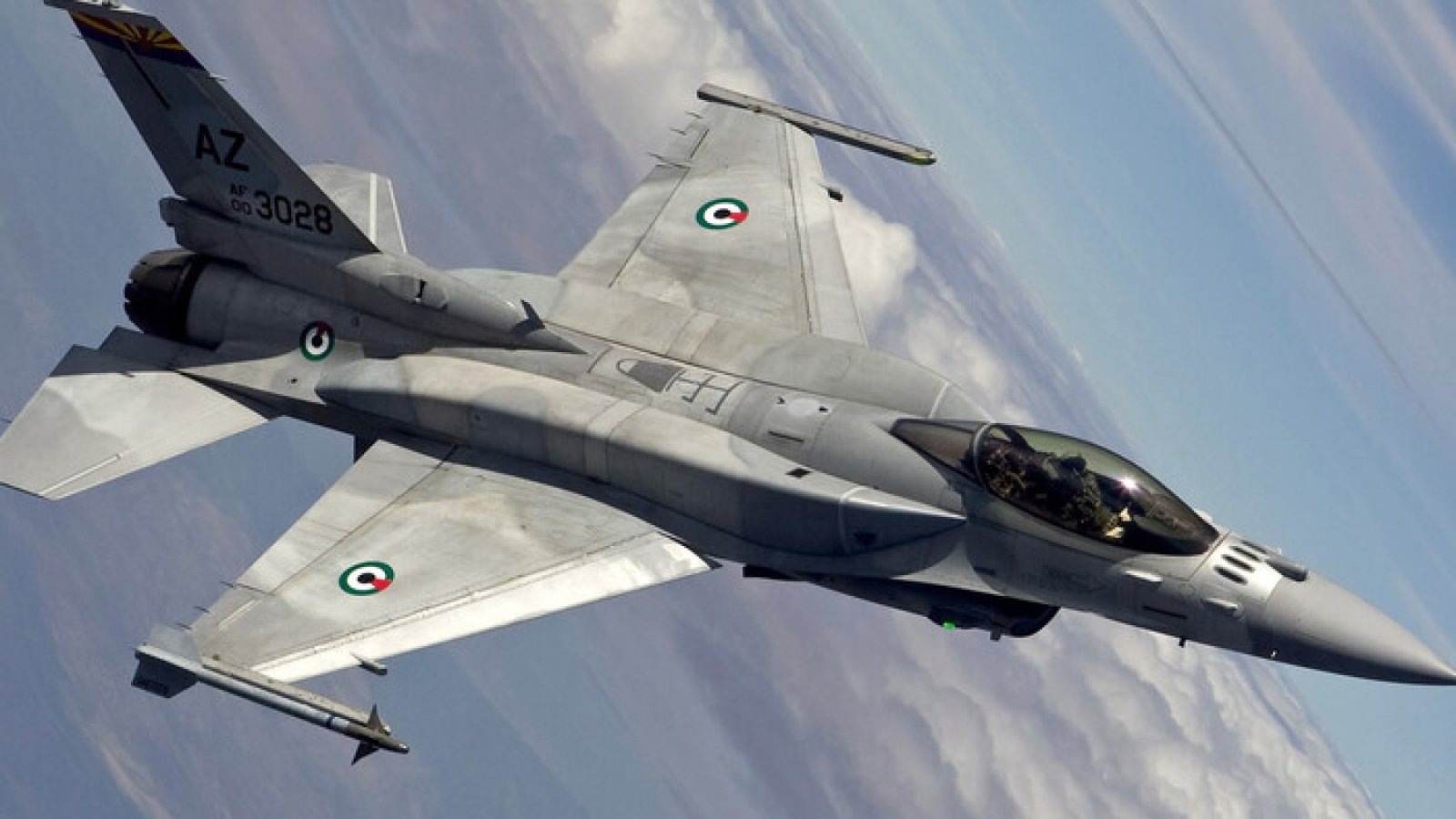 Bloomberg: Україна отримає винищувачі F-16 від Нідерландів після навчання пілотів