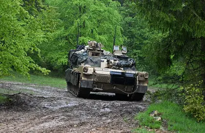 Українські військові почали навчання на танках Abrams
