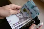 У Кабміні запропонували підняти мінімальну зарплату майже на тисячу гривень