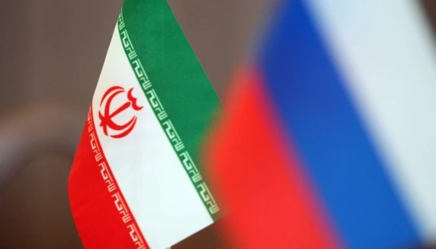 أوكرانيا توافق على عقوبات ضد إيران حليفة روسيا