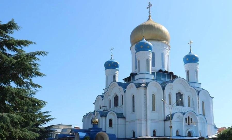 Zakarpattia Bans Russian-Backed Orthodox Church