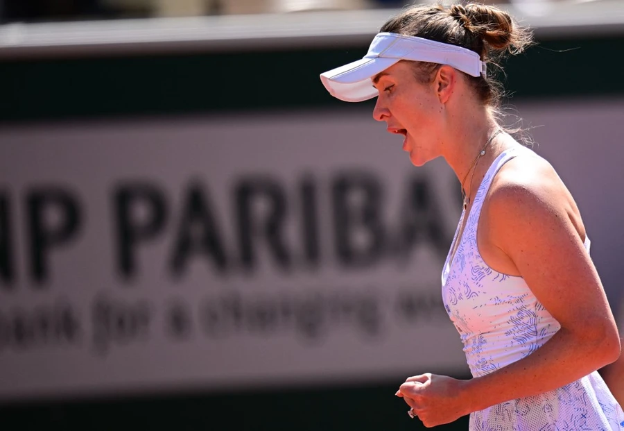 Ukraine's Svitolina Hails 'Brave' Russian Opponent at French Open