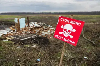 Russian Troops Killed ‘Retreating Through Their Own Minefields’