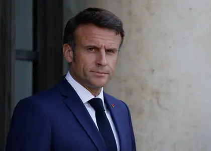 Macron Urges Iran to Stop Backing Russia in Ukraine