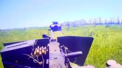 Incredible Head-Cam Footage Shows Ukrainian Humvees Storming Russian Trenches