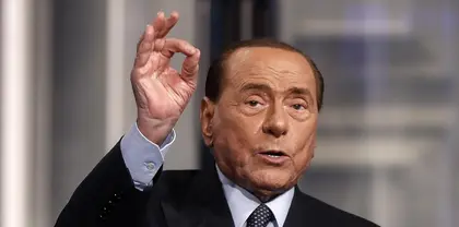 Екс-прем'єр Італії Сильвіо Берлусконі помер у лікарні