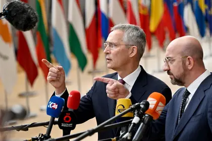 Ukraine Tells NATO 'Time for Clarity' on Membership