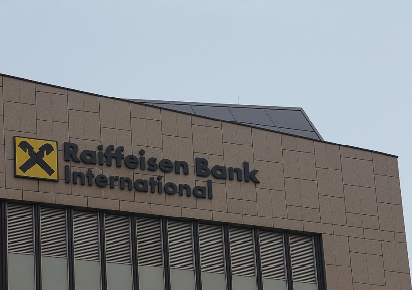 Russia Orders Austrian Bank  to Pay About $400M in Sanctions Losses