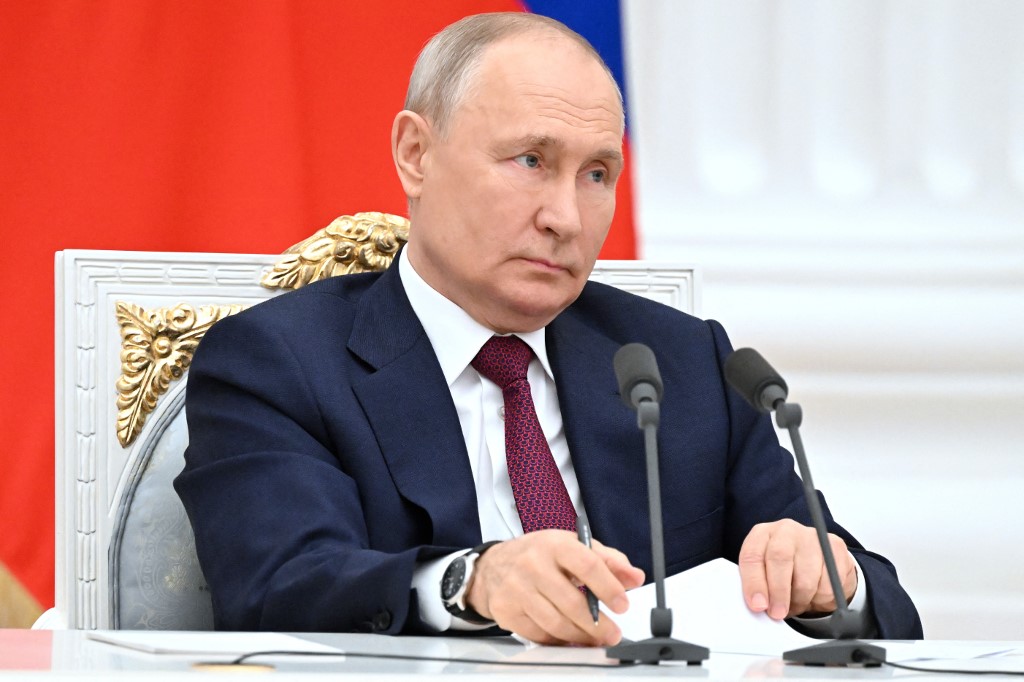 بوتين التقى قائد «فاغنر» في الكريملين بعد التمرّد الفاشل