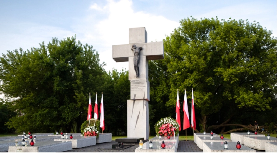 Polish Lawmakers Call for Accepting Volhynia Massacre Responsibility