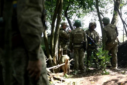 Росіяни постійно стягують свої резерви до Бахмуту