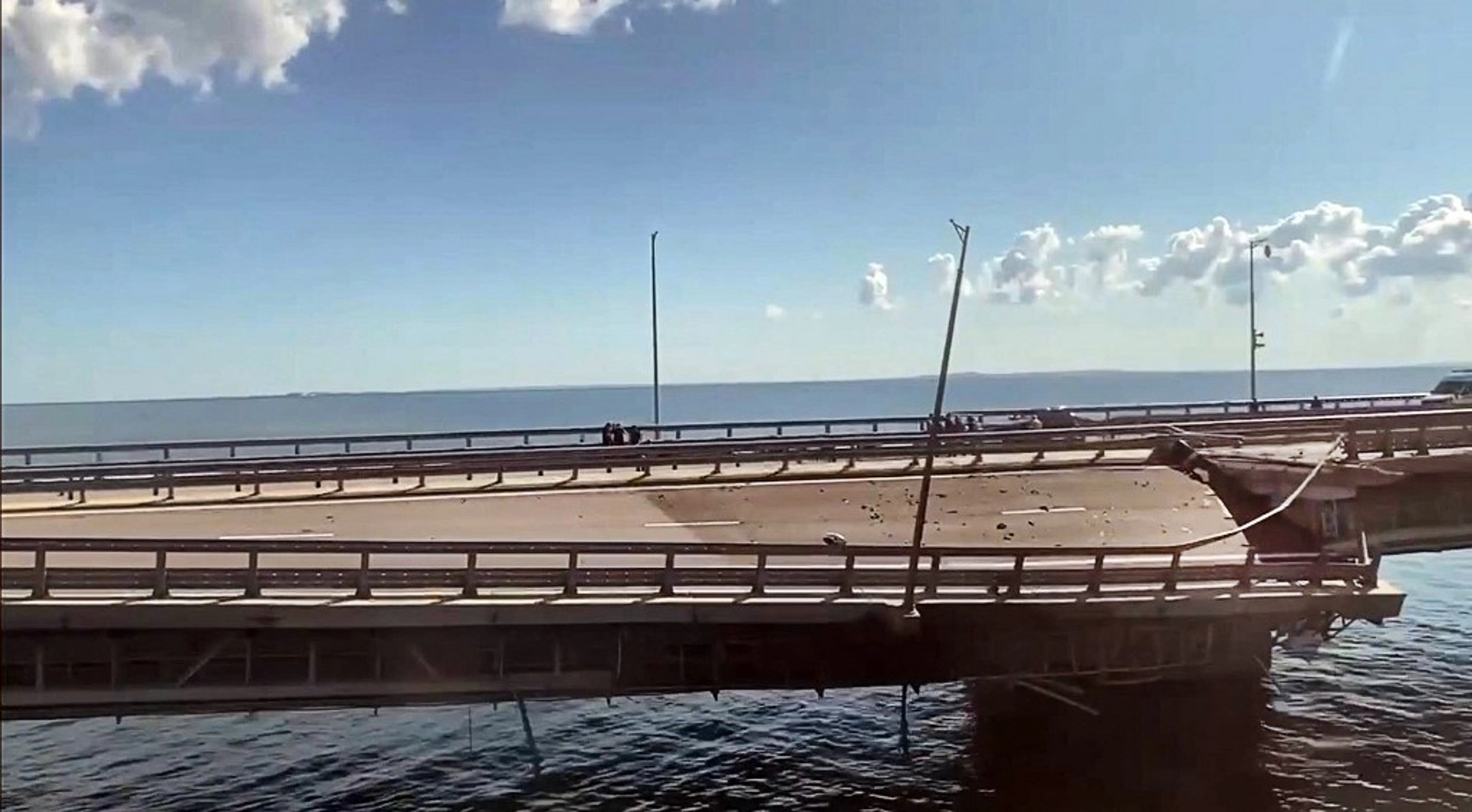 Attack on Kerch Bridge Sparks Deluge of Ukrainian Memes