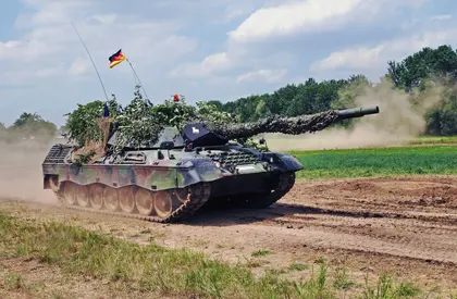 Німеччина відправила Україні перші 10 танків Leopard 1