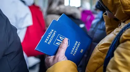 На рішення українців повернутися із закордону найбільше впливають три чинники - ОПОРА