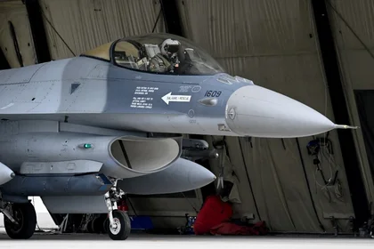 Viper News Update: Confusion and Frustration Over F-16 Pilot-Training Timeline