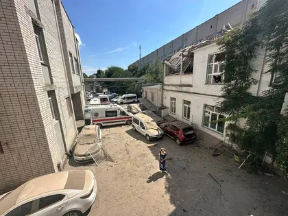 Армія РФ прицільним вогнем вдарила по лікарні: є жертва