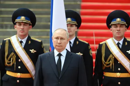 Top General Reveals Russian Troop Losses, Kremlin Desperately Tries to Hide Speech
