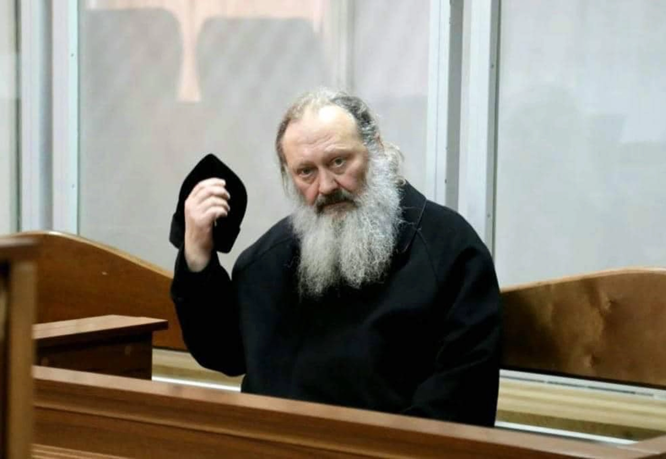 Митрополит УПЦ МП Павло вийшов з-під варти під заставу у 33 млн гривень