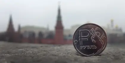'Unsettled' Moscow Residents Tighten Belts as Ruble Tanks
