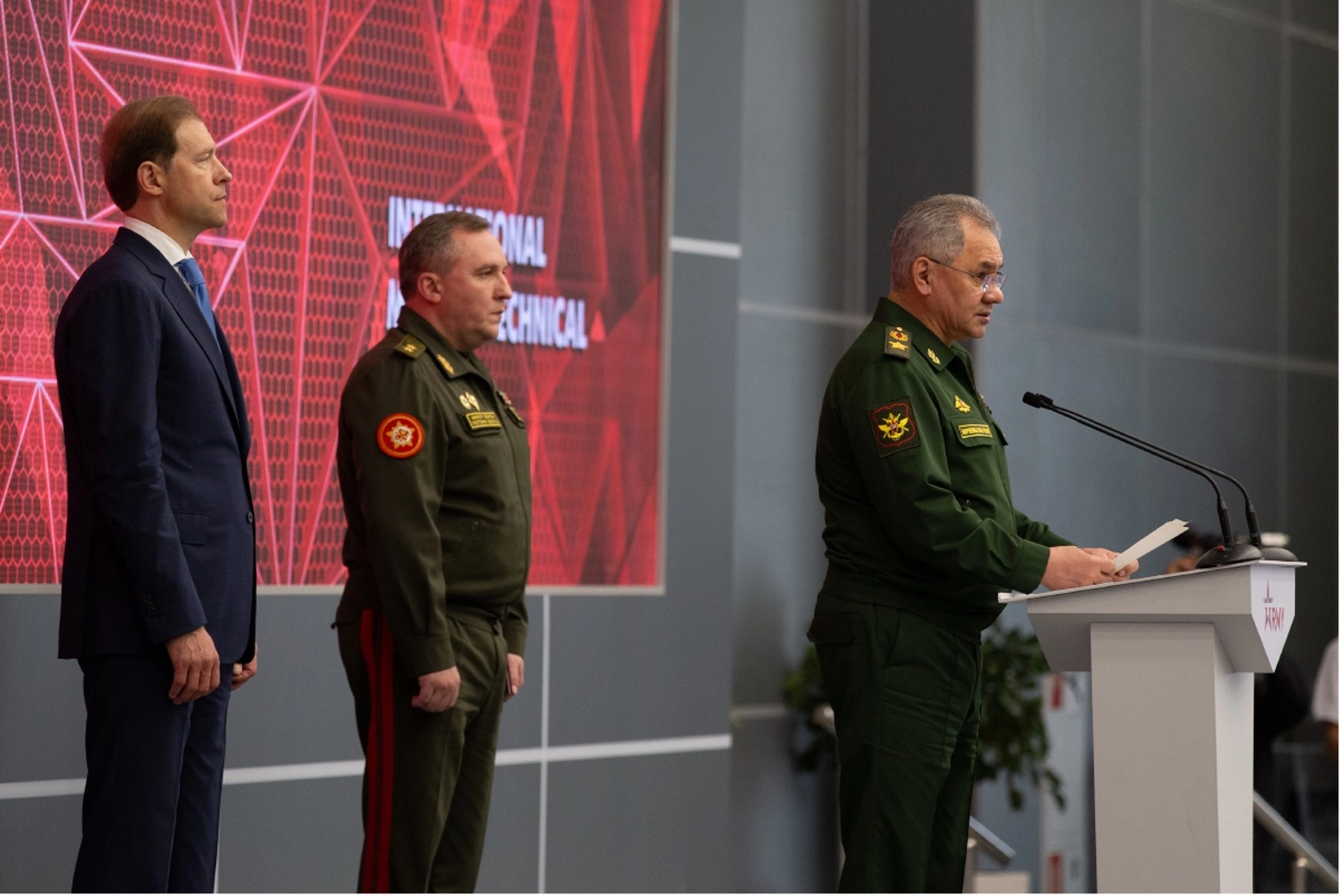 Putin and Shoigu Use Military Forum to Spin Russia’s Difficulties