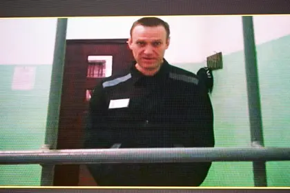 Чи дійсно ув'язнений Навальний сам пише власні дописи?
