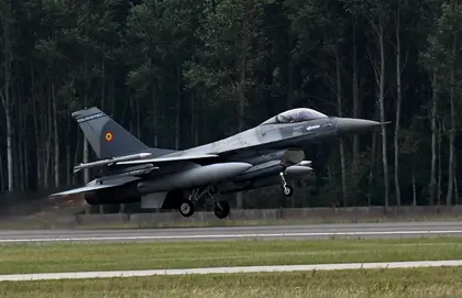 US Approves F-16 Transfer to Ukraine When Kyiv Pilots Complete Training