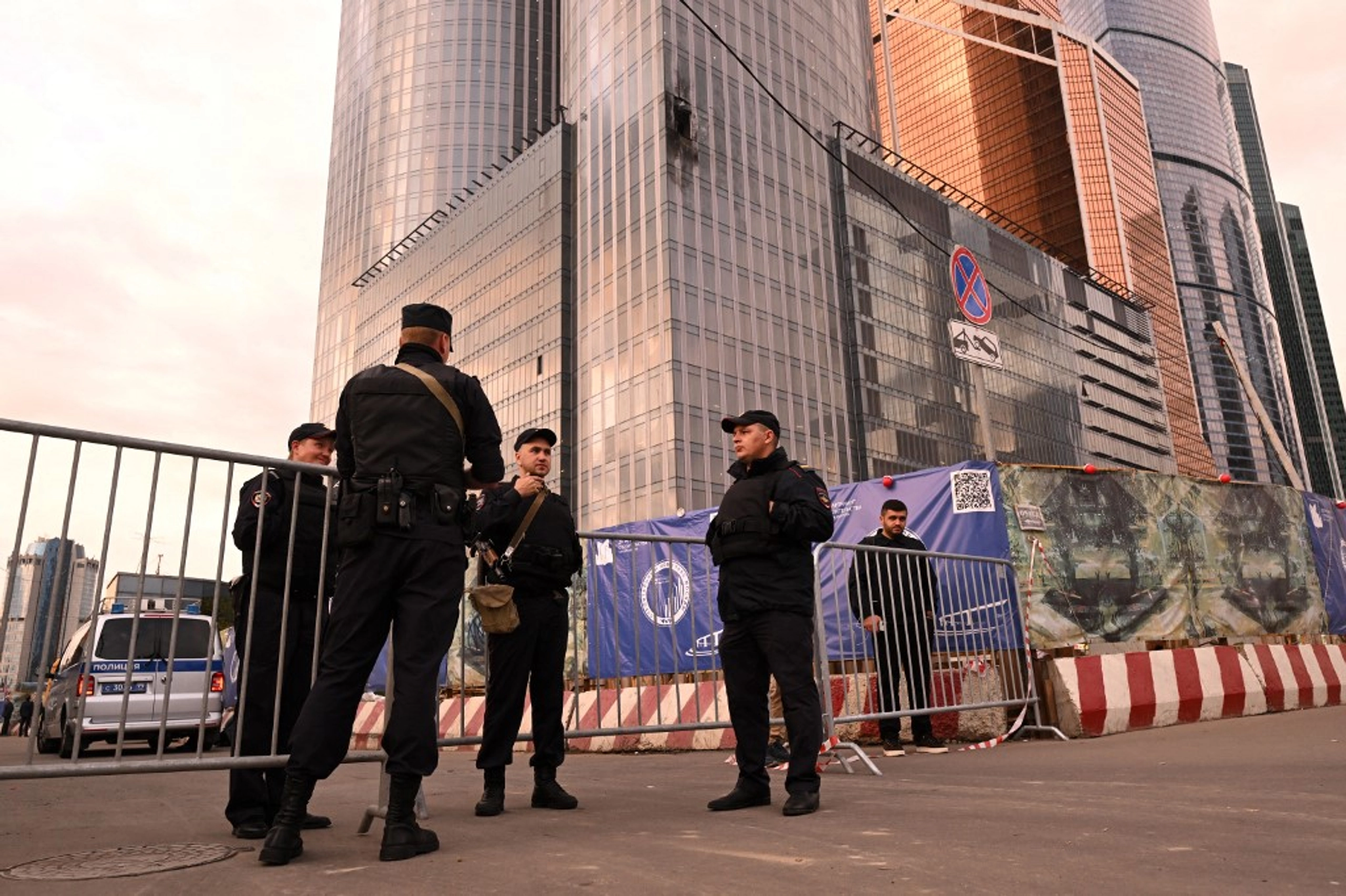 Москву та Підмосков'я шосту ніч поспіль атакували дрони, пролунали вибухи