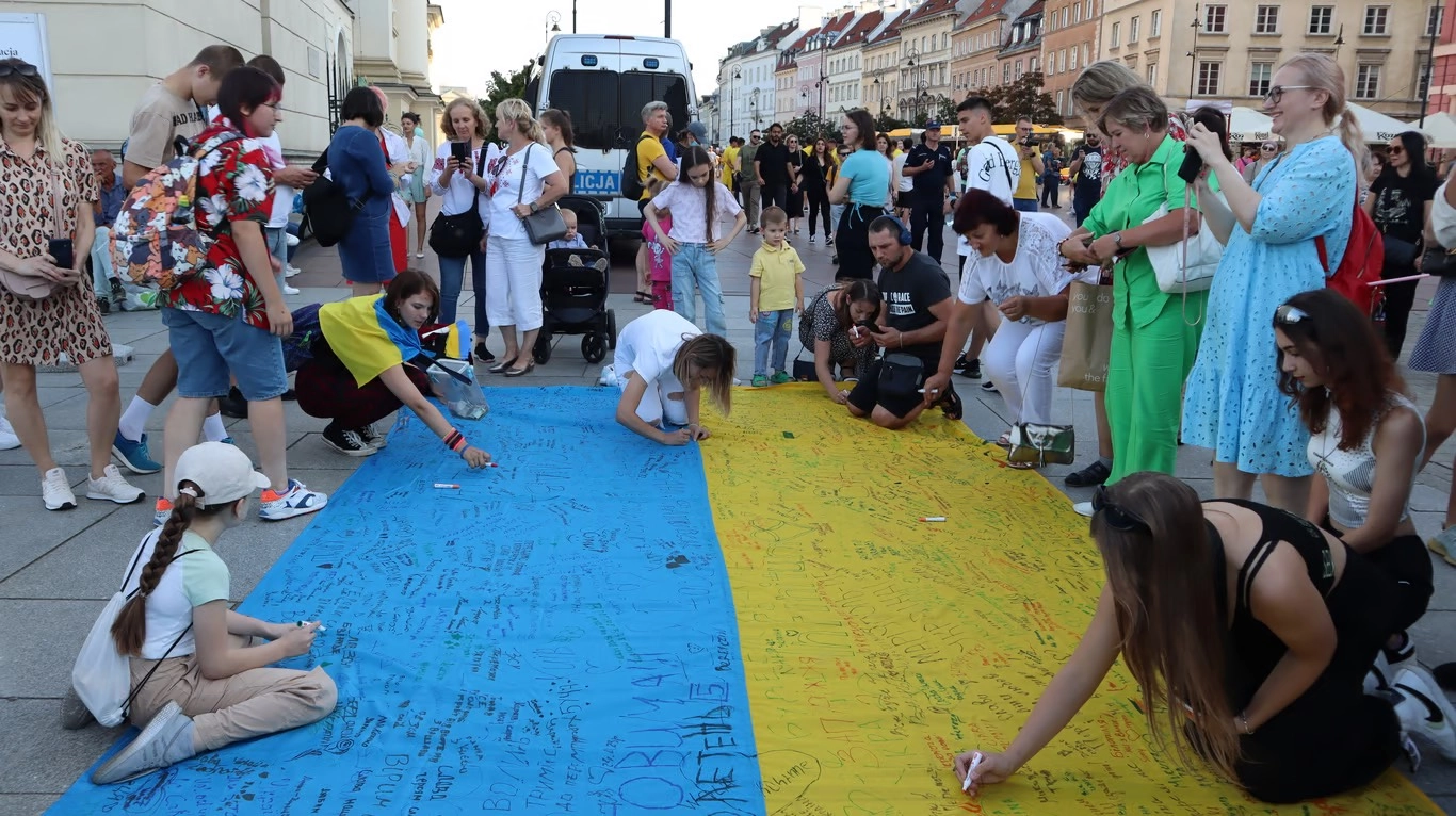 Global Celebration: A World Painted in Blue and Yellow on Independence Day