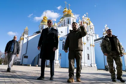 Зона війни: штаб Байдена випустив ролик з кадрами його візиту до Києва