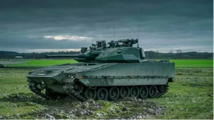 Ukraine and Sweden to Jointly Produce CV-90 Fighting Vehicles – Here’s What They Can Do