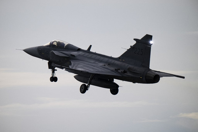 Spanish F-18 shoots down unidentified drone in Romanian airspace