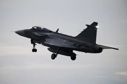 Ukrainian Pilots Test Swedish Gripen Jets: Government