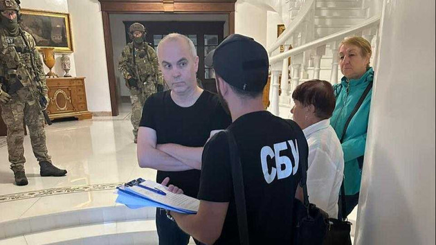 Ukrainian MP Nestor Shufrych Suspected of Treason, Security Service Says - Vimarsana News
