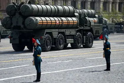 Russia’s S-400 Air Defense System – A Guide to the Weapon Ukraine Keeps Destroying