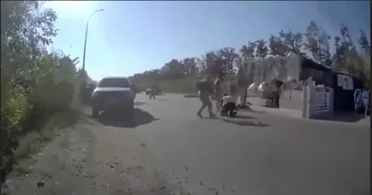Irate Ukrainian Special Forces Soldiers Take Over Police Checkpoint