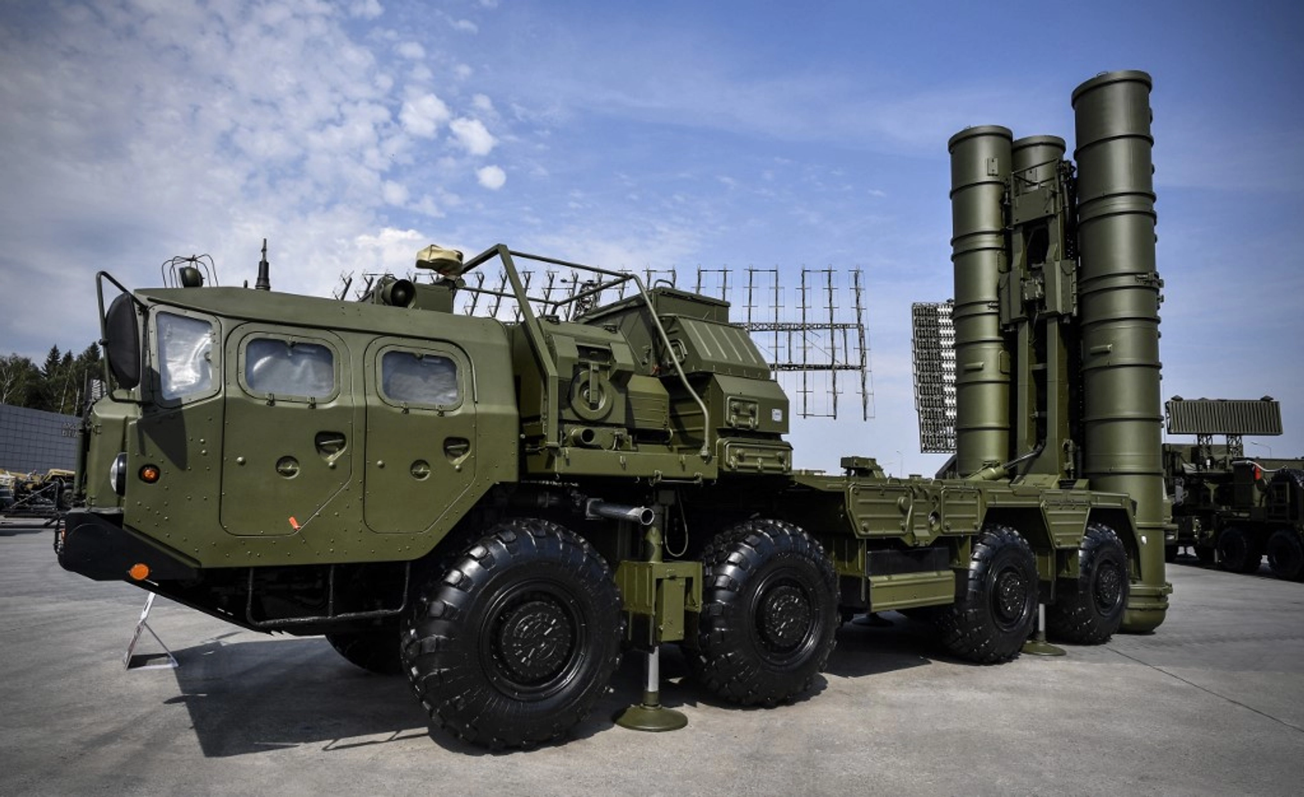 Ukraine ‘Hits Kremlin Top-End S-400 Anti-Air System,’ First Time in Mainland Russia