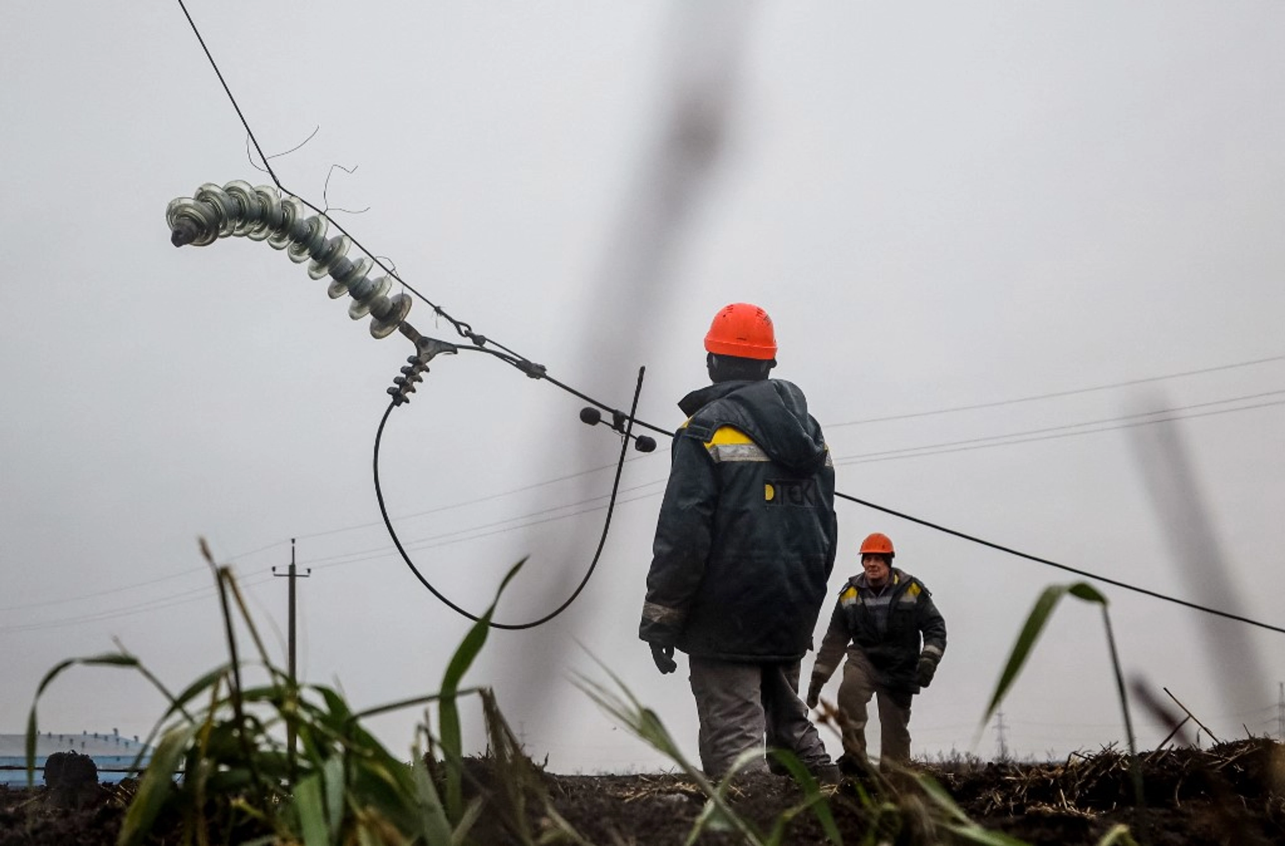 Zelensky Warns Russia Will 'Again Try to Destroy' Power Grid