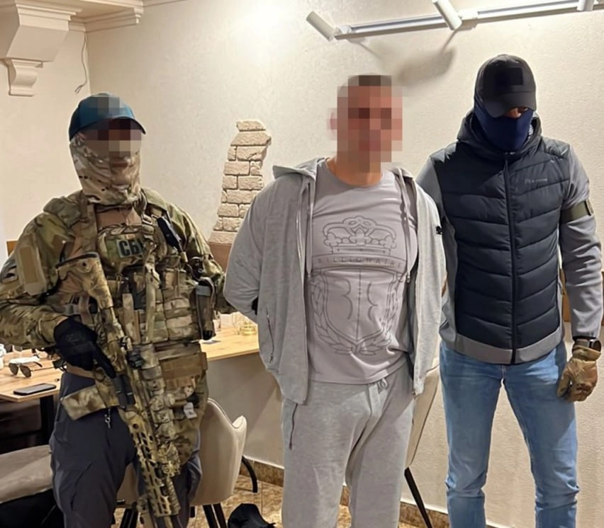 На Закарпатті СБУ затримала депутата облради, який займався рекетом