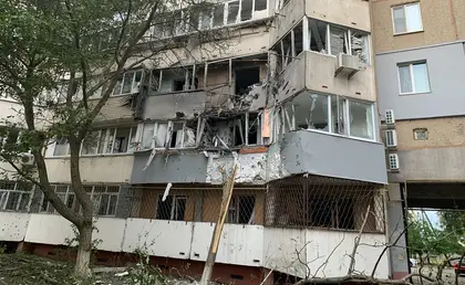 11 جريحًا في قصف روسي ليلي على مدينة خيرسون بجنوب أوكرانيا