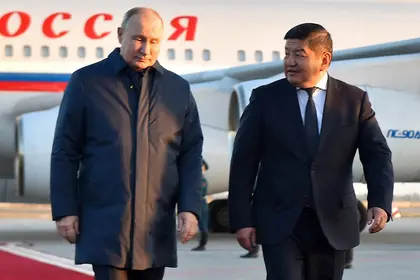 Putin in Kyrgyzstan for First Trip Abroad Since Court Arrest Warrant